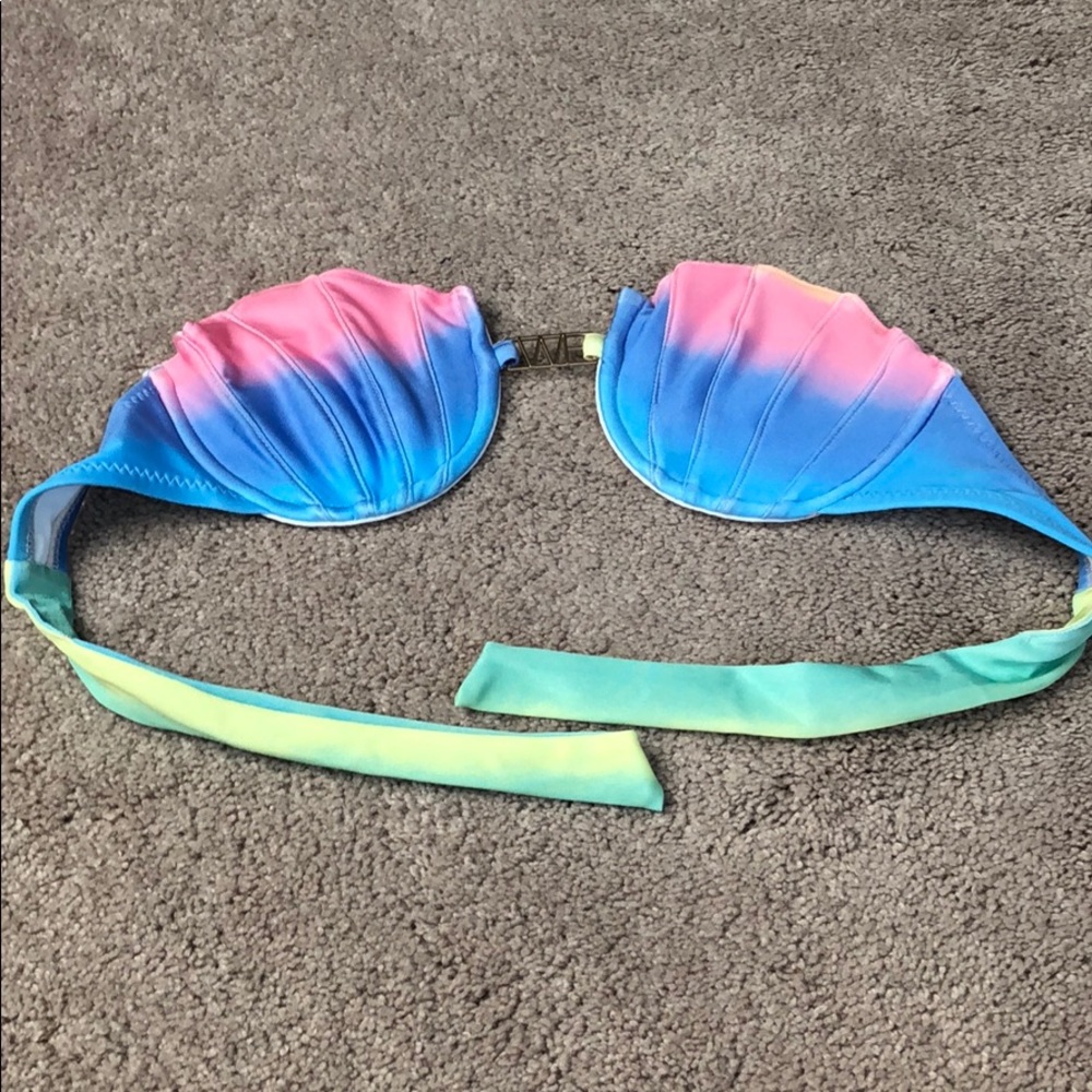 Wildfox bathing suit top